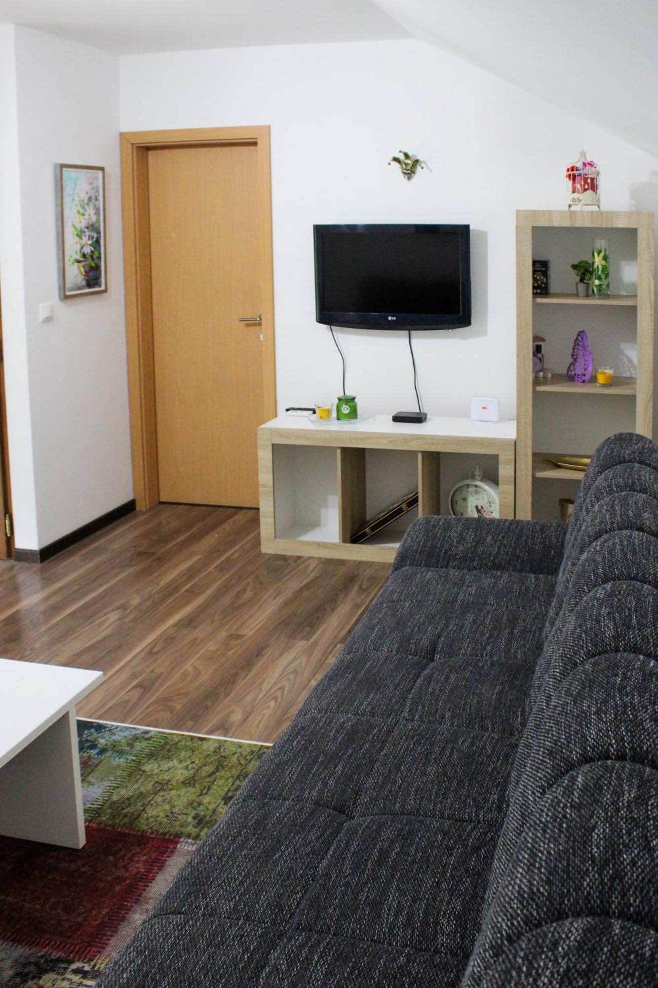 Apartman Nadja&Dani Кулен Вакуф Экстерьер фото